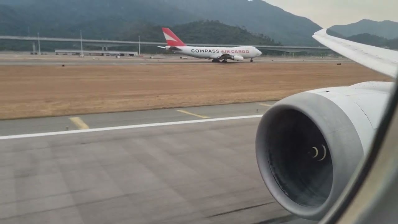 HKIA take off