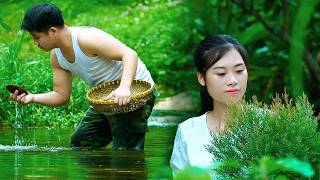 The giant wild clam that CEO Quan found could be a nourishing dish for Tieu Lac.