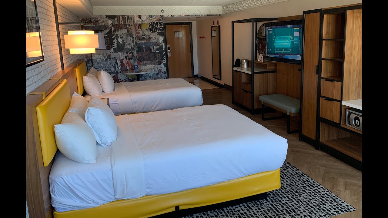 NY NY SoHo Queen Room Review (Newly Remodeled) 