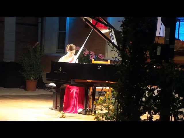 Beethoven - Sonate pour piano n° 17 "Tempête" : Finale : Edna Stern, piano