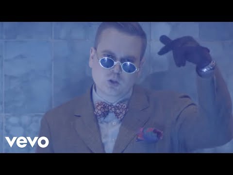 Teflon Brothers - Seksikkäin jäbä ft. Stig, Meiju Suvas