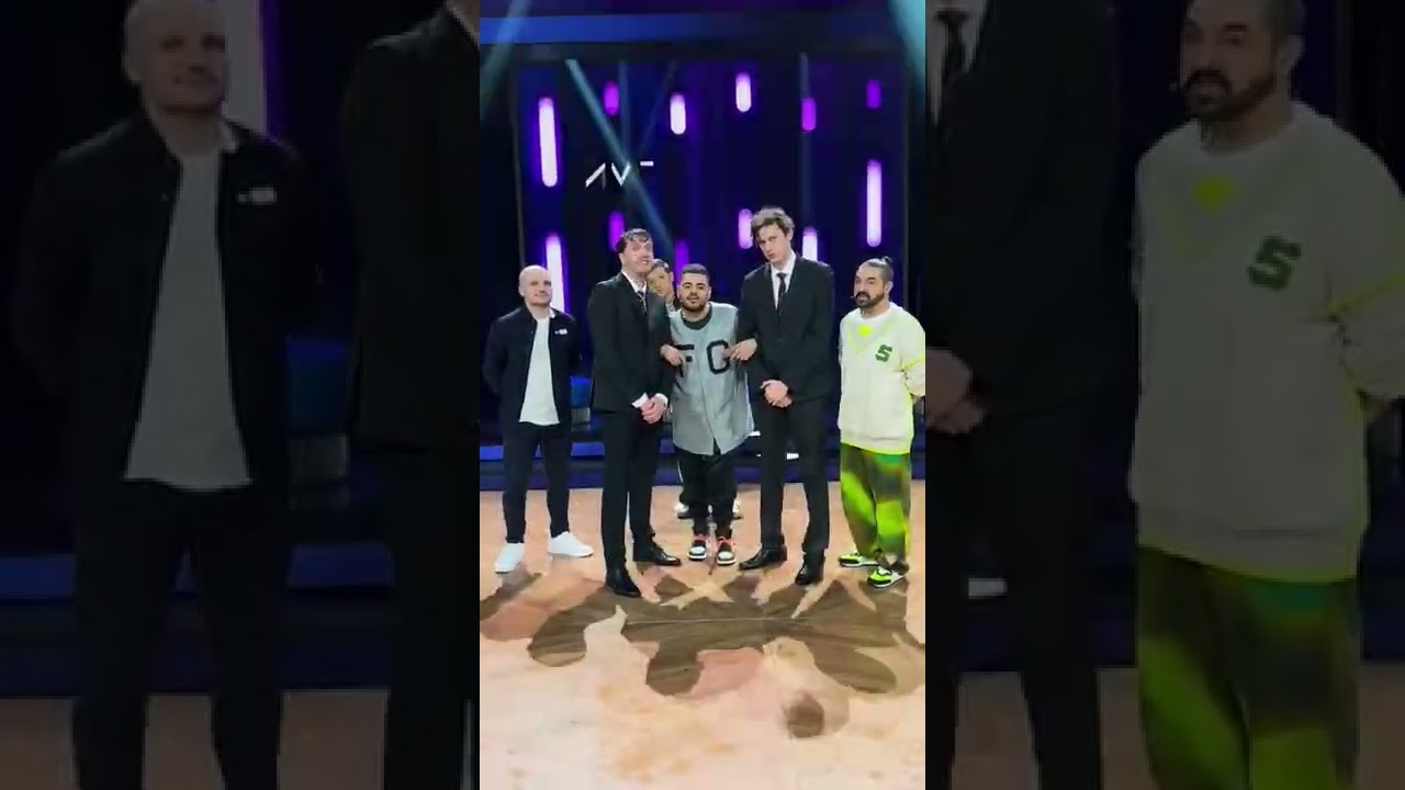 Антон шастун пилотный выпуск. Шастун камеди клаб. Не игры шастун и позов. Студия союз импровизация. Арсений попов импровизация 2022.