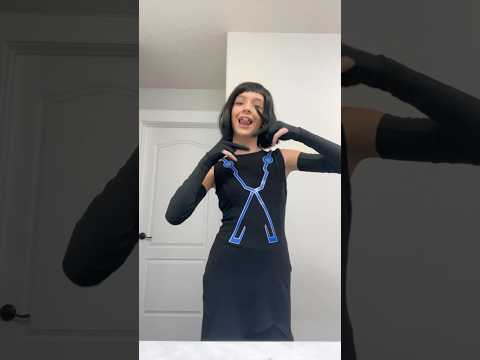 Happy Halloween everyone!! What are you being for Halloween? Dose any one know who I am?