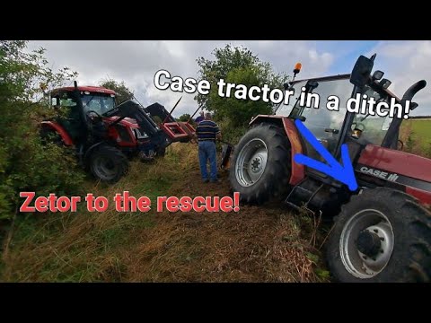 Case tractor in a ditch Zetor to the rescue. - YouTube