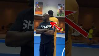He Makes Shaq Look Small! (@bignaija)