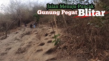 Jalur Menuju Puncak Gunung Pegat Blitar