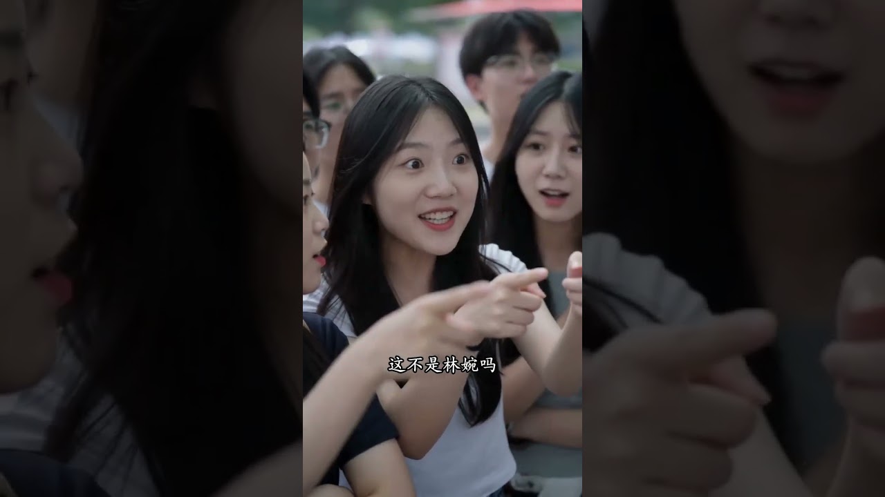 《拯救恋爱脑，逃离校园贷》林婉被渣男哄着借分期填窟窿，转头就被贴公告、泼油漆、造黄谣！单亲爸爸不吵不骂，带着女儿硬刚到底，留证据、查监控、报警方，手撕诈骗团伙，把伪造合同#多多漫剧