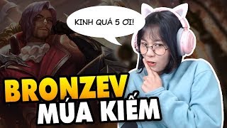 Bronzev Múa Kiếm Khiến Misthy Và Bé Chanh Phải Trầm Trồ