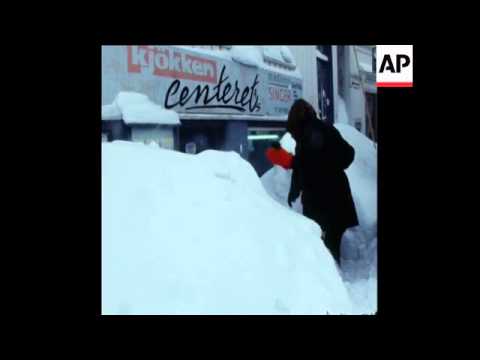 SYND 25-2-70 HEAVY SNOW IN SOUTHERN NORWAY