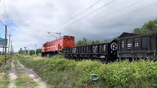 7602次貨物列車通過德高(二)平交道