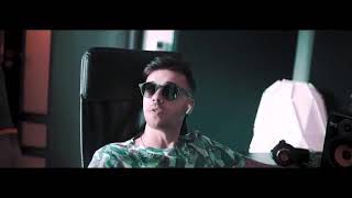 Alex Jo Klaas- de firmă versuri