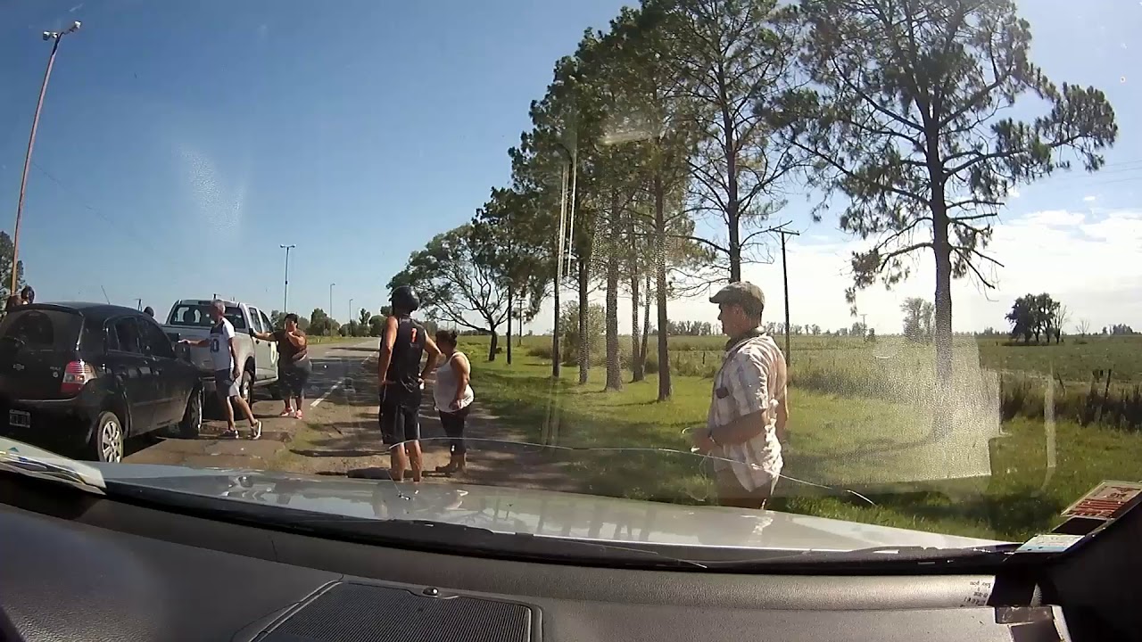 Rear end collision! Car crash - Accidente de auto en Argentina | Dash Cam Argentina