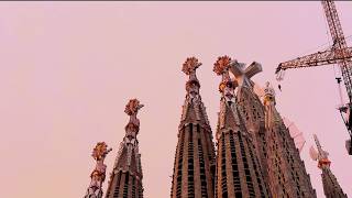 Barcelona Essentials ☀️: A Golden Hour Tour ( Summer 2026)