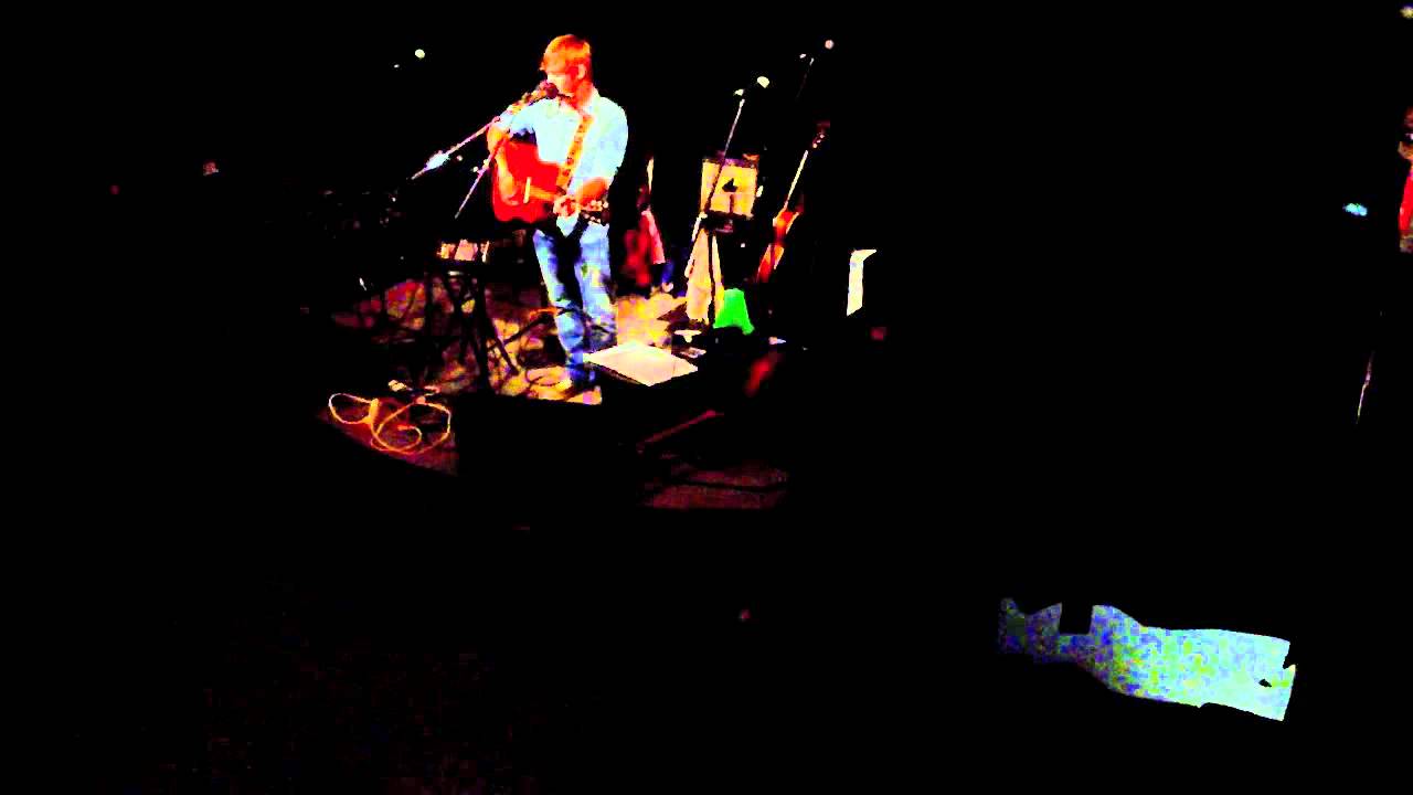 Casey Reeves performs LIVE at The Vault - YouTube