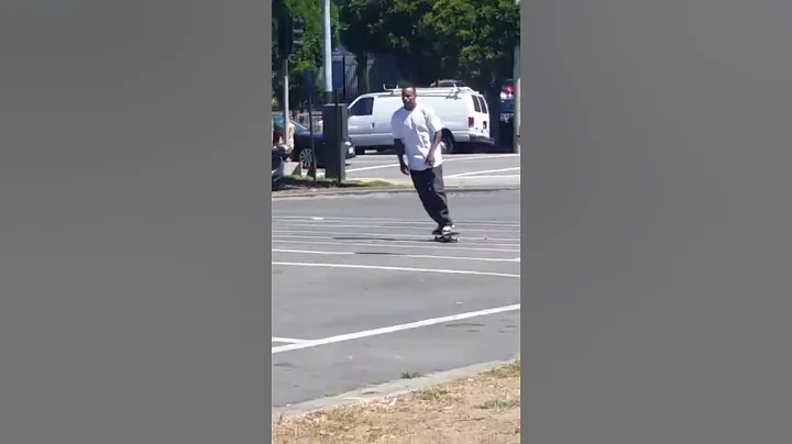 Clyde Moore 360 flip nose slide big spin at Waller...