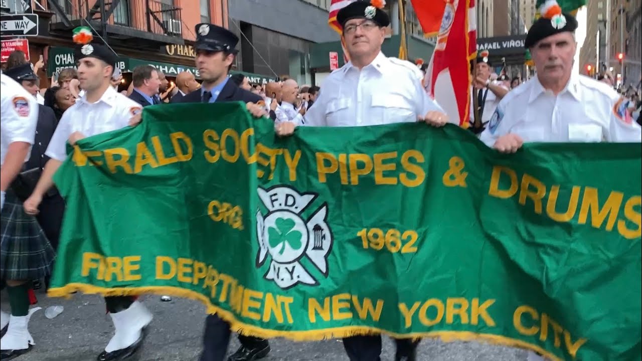 FDNY EMERALD SOCIETY PIPES & DRUMS***** *****SUNSET CEREMONY***** YouTube