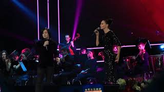 Гела Гуралиа & Полина Конкина - Tell me - Москва. Кремль - 18.11.2014