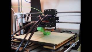 Testing our cartesian printer :)