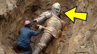 Archeologist Finds Old Knight Armor. He Couldn't Believe His Eyes When He Looked Inside