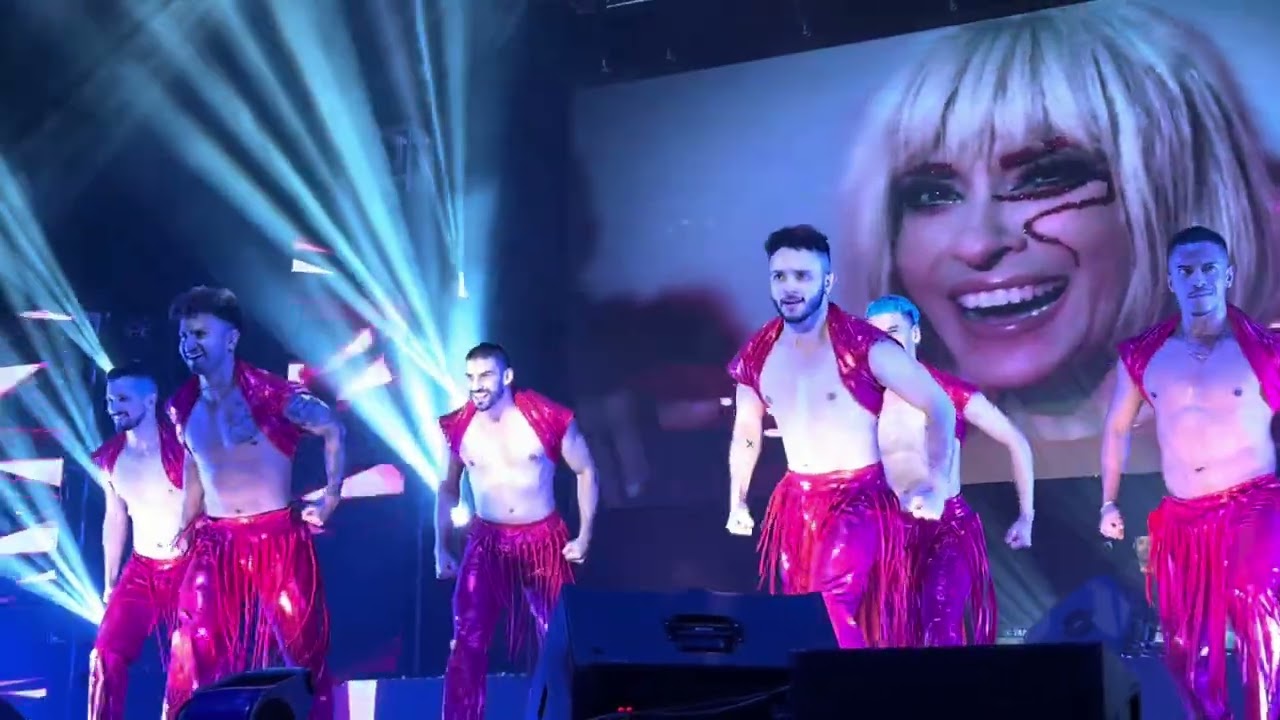 Yuri - Dame un beso - Euforia tour San Jose CA