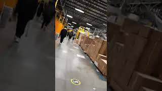 starting my night shift with a tour inside amazon 2