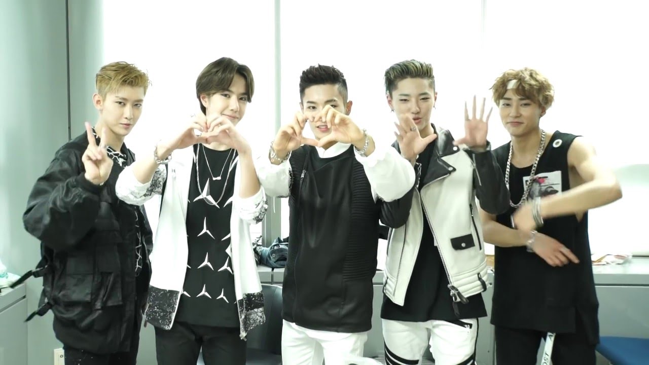 Greeting] UNIQ Debut 200 Days! - YouTube