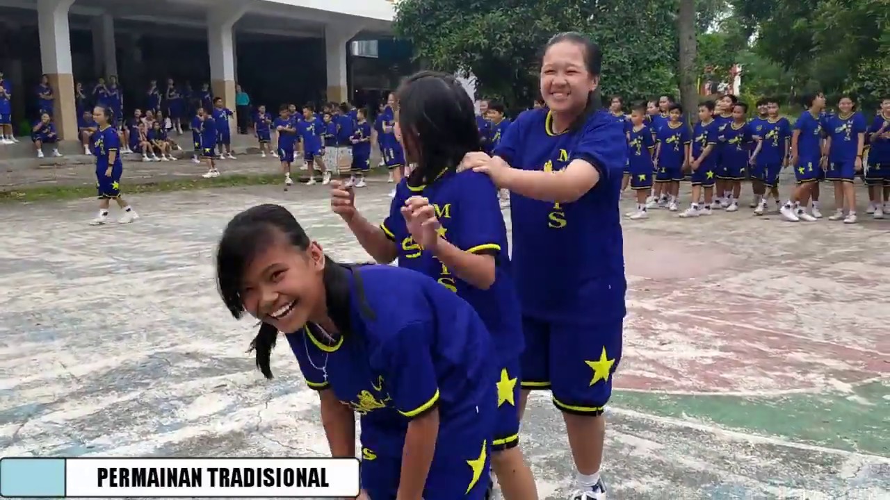 SEHARI BELAJAR DI LUAR KELAS - SMP KATOLIK STELLA MARIS TOMOHON