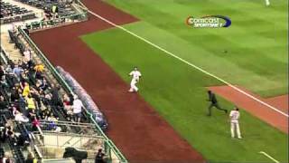 Alvarez's impressive grab