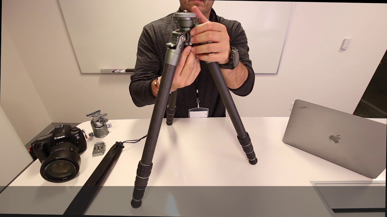 Removing the Colorado Tripod center column on the Series 2 Centennial