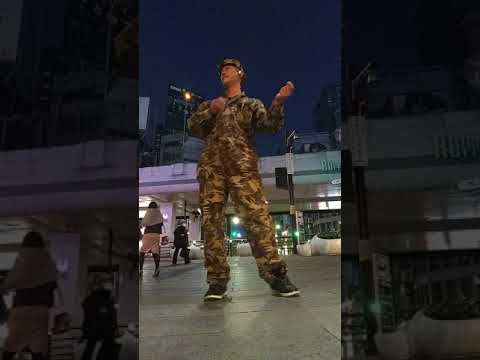 六本木にてゲリラlive🎵