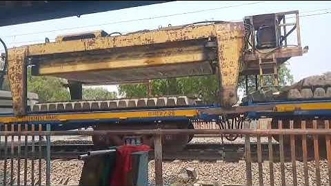 Indian Railways sleeper loading & unloading farma (@rakeshrailway123 )