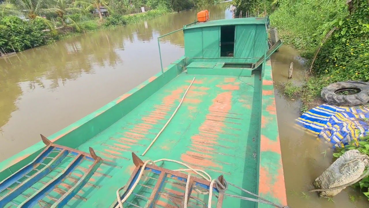 Cân bán phà đi máy cày máy cắt ai cần liên hệ 0949971679