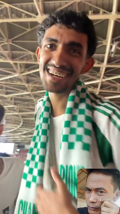 Suporter Arab ini bikin ketawa — saat bilang Jancuk...!!