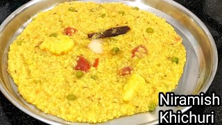 Niramish Khichuri Recipe Bengali Style | Gobindabhog Chaal Moong Daal er Khichuri | Khichdi Recipe