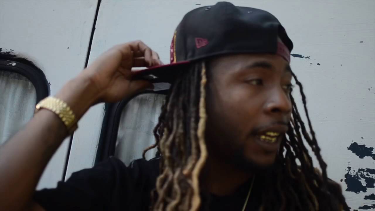 Tezzo- Run Up Dat  Check