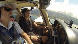 I FLEW A PLANE FROM MAUI TO MOLOKAI !!! LITERALLY screenshot 1