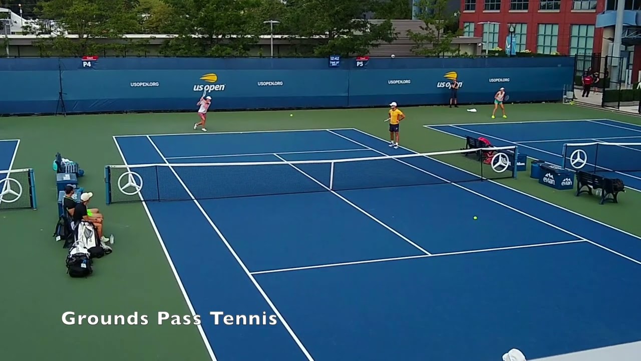 Iga Swiatek forehand and lob practice with Sam Stosur @ US Open 2021