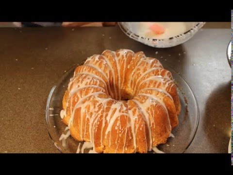 Homemade 7 UP pound cake