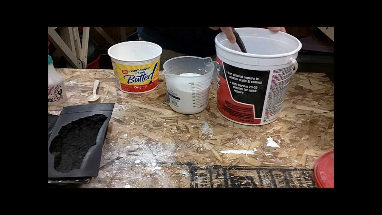 How to: mix plaster correctly 