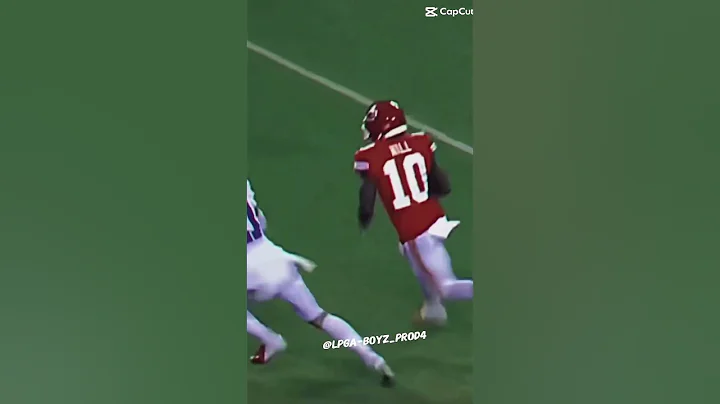 Tyreek Hill peace sign edit NFL