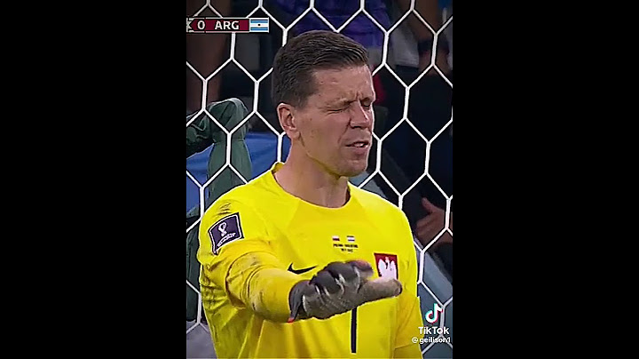 goleiro da Polônia defendendo pênalti do messi