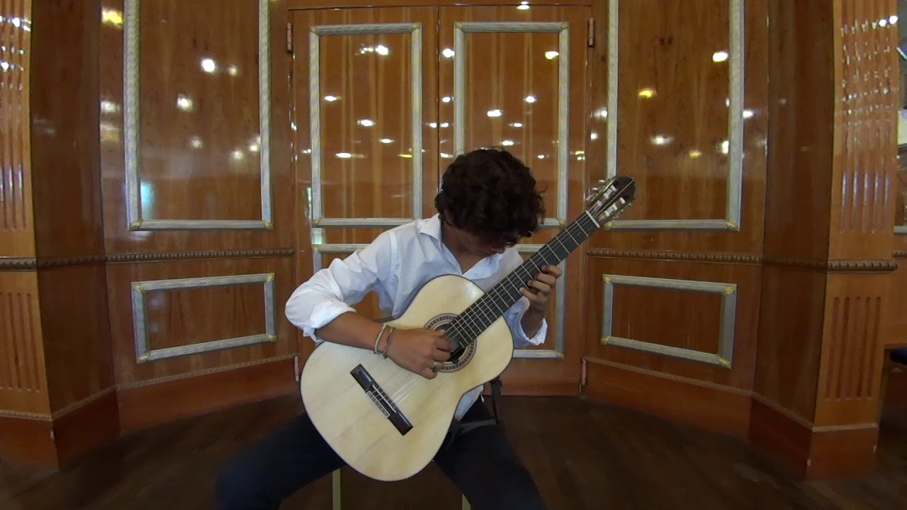 DAMIAN KAPLAN plays Francisco Tárrega