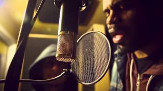 Pat Battle Behind The Scenes Of Look -- In The Jungle With Highest Low