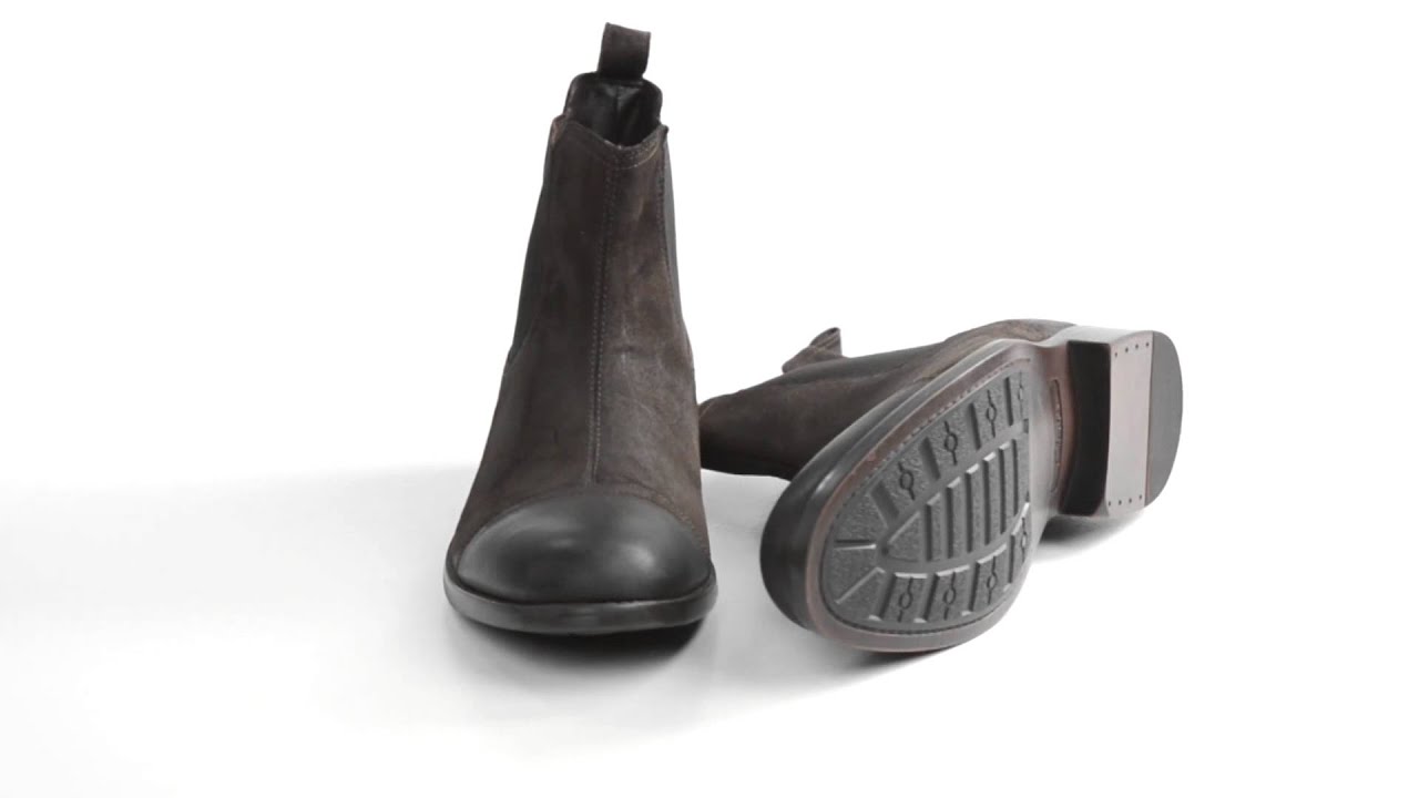 clarks wallace boots