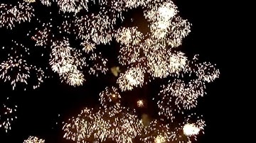 fireworks over a max and carries with music