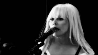 Blondie  - Rose by any Name