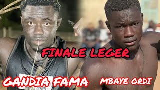 FINALE POIDS LÉGERS GANDIA FAMA VAINQUEUR SUR MBAYE ORDI DIAMNIADIO LAMB 15 MILLIONS ARÈNE NATIONALE
