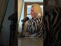 Hoftor Auf bei Milchbäuerin Margareta Hüthmair