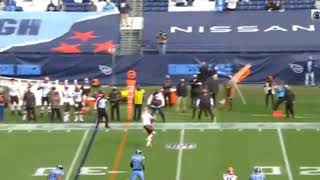 Jarvis Landry throws trick play pass to Baker Mayfield