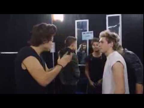 Before The Show.-One Direction